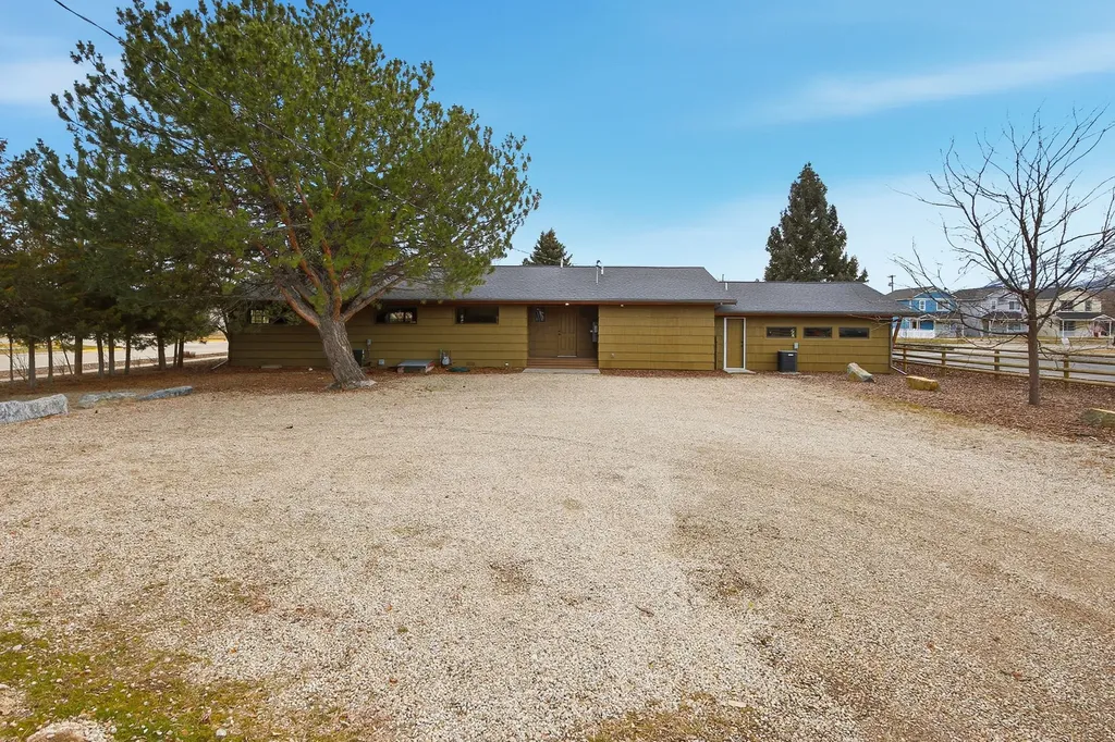 800 W Main Street Hamilton MT 59840