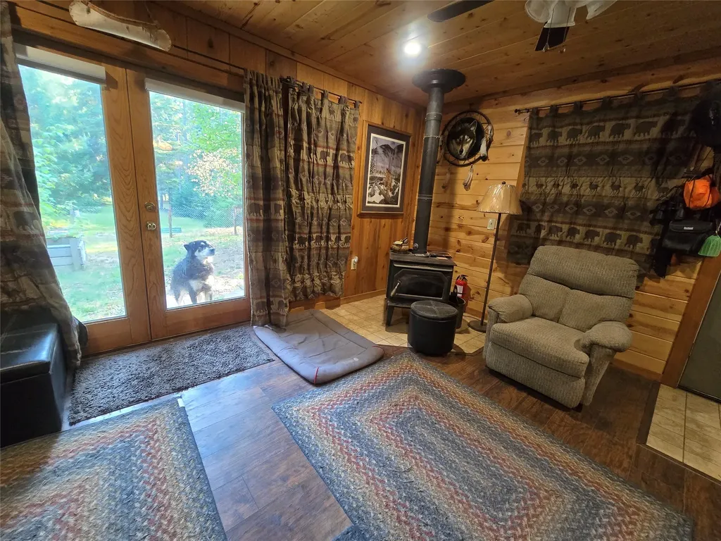 401 Western Larch Lane Yaak MT 59935