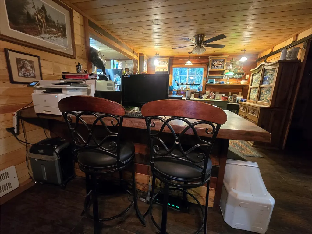 401 Western Larch Lane Yaak MT 59935