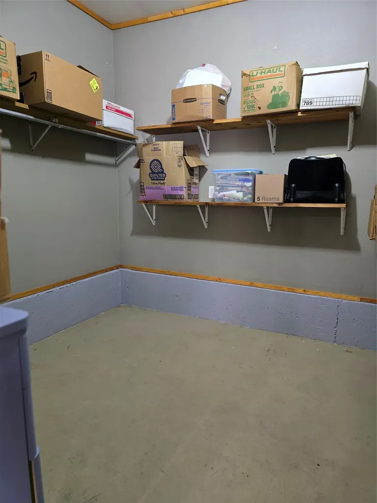 401 Western Larch Lane Yaak MT 59935