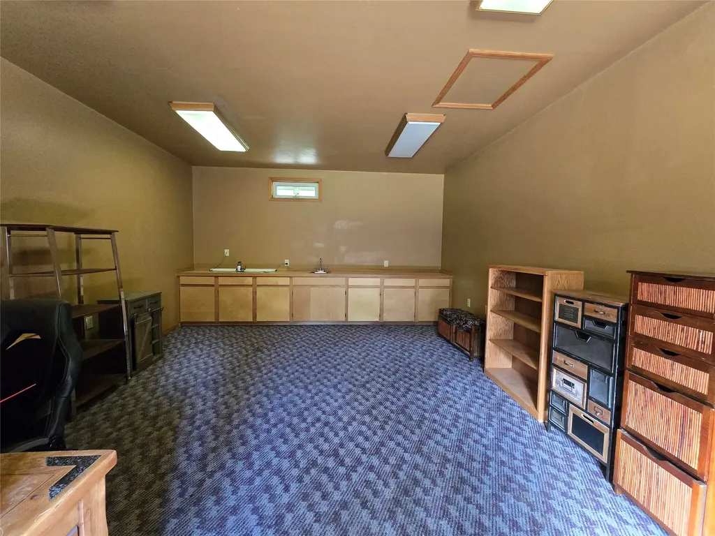 401 Western Larch Lane Yaak MT 59935