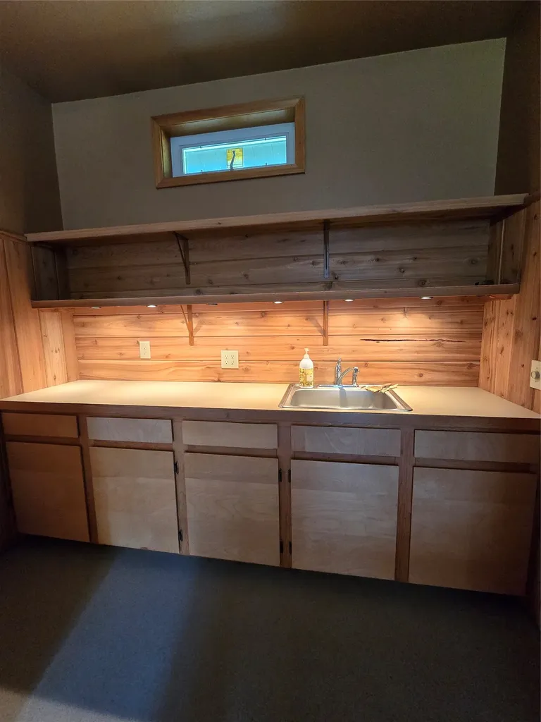 401 Western Larch Lane Yaak MT 59935