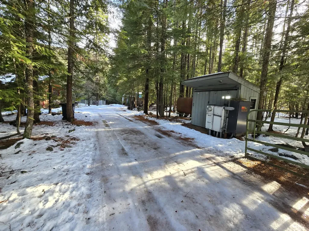 401 Western Larch Lane Yaak MT 59935