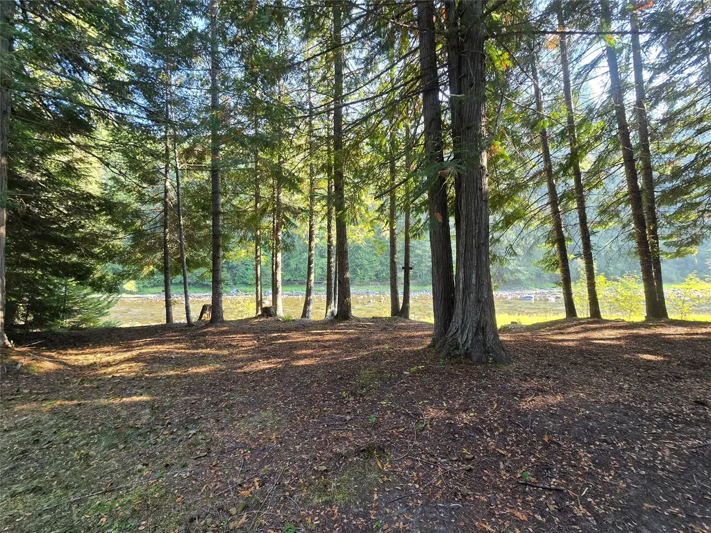 401 Western Larch Lane Yaak MT 59935