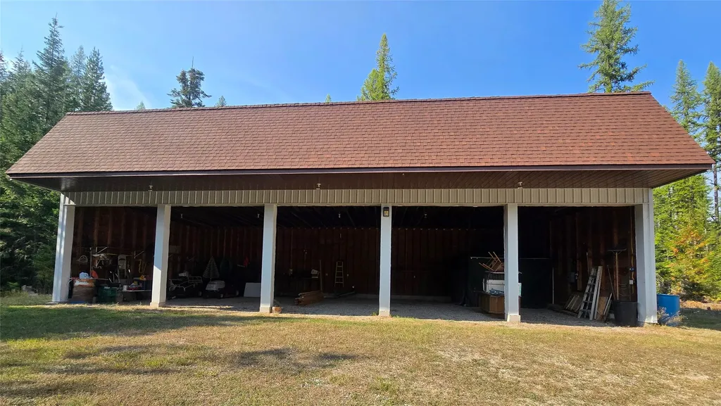 401 Western Larch Lane Yaak MT 59935