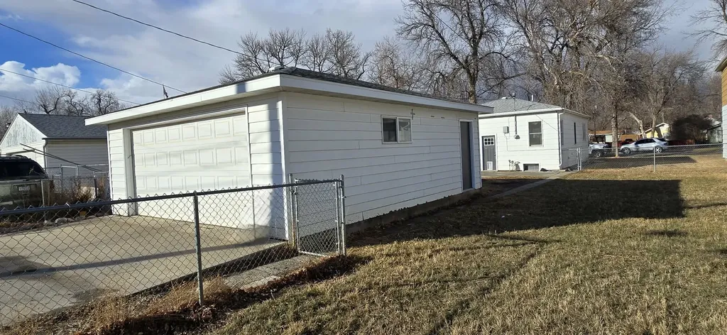 608 3rd Avenue SW Great Falls MT 59404