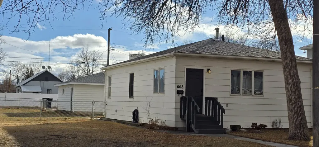 608 3rd Avenue SW Great Falls MT 59404