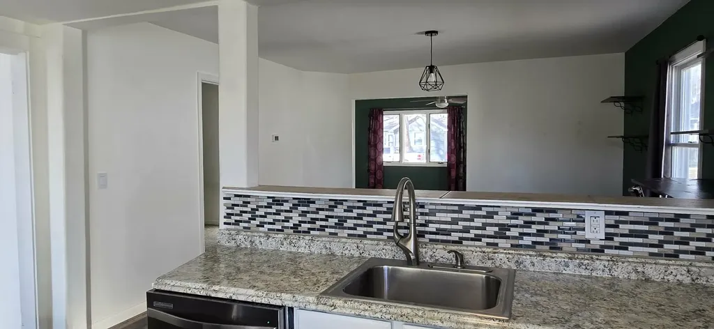 608 3rd Avenue SW Great Falls MT 59404