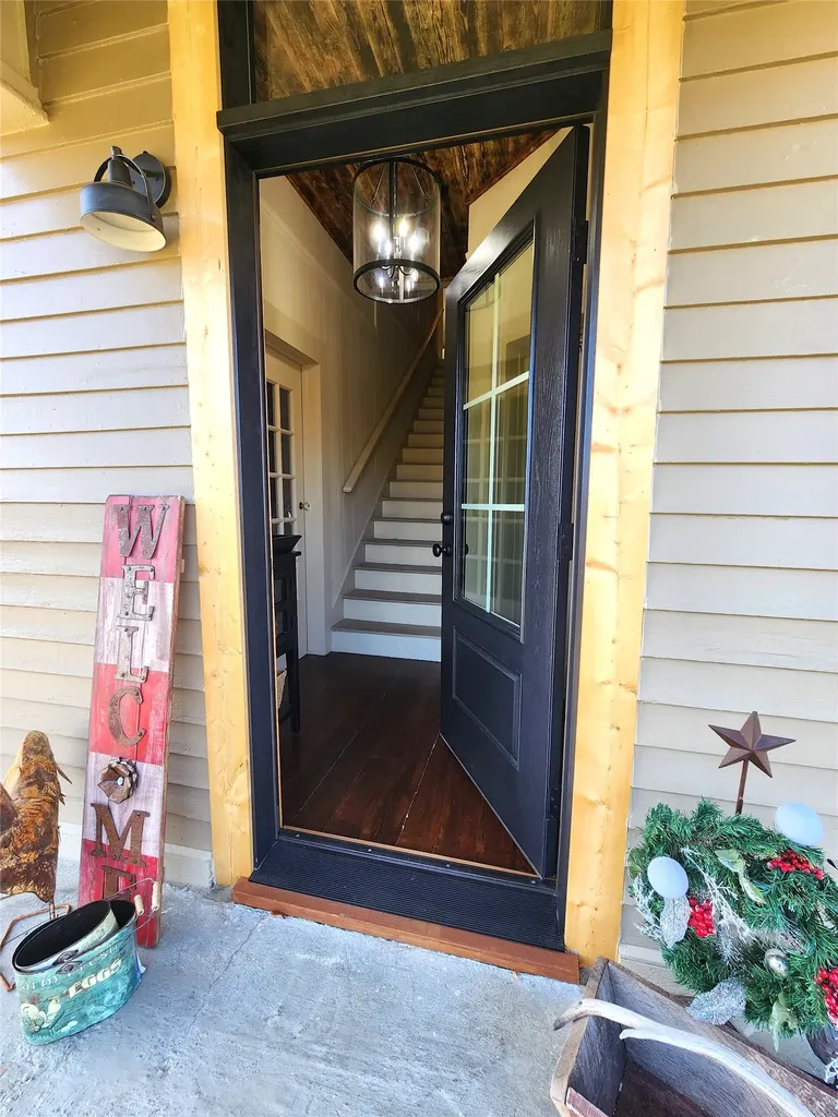 609 Solleder Lane Darby MT 59829