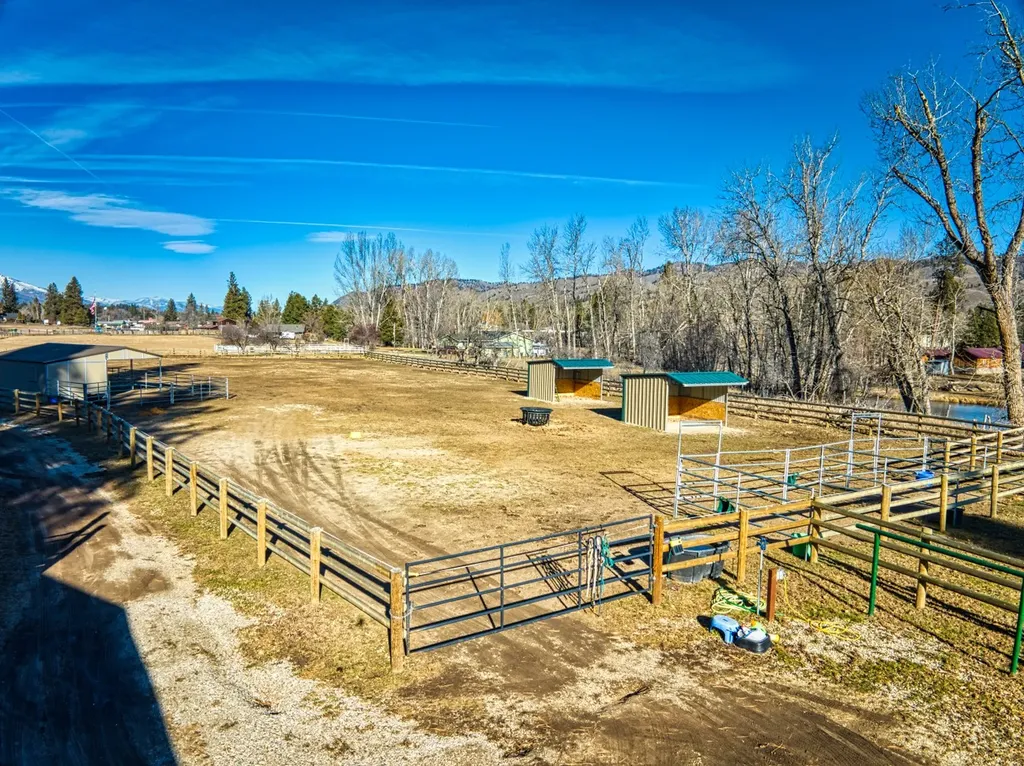 609 Solleder Lane Darby MT 59829