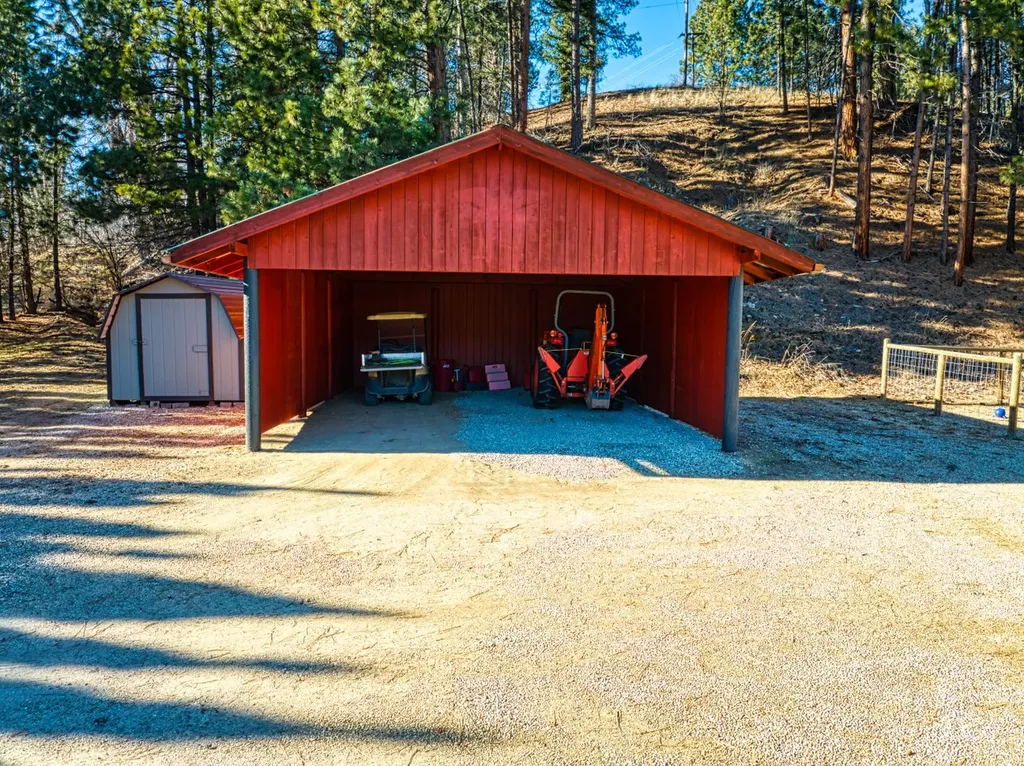609 Solleder Lane Darby MT 59829