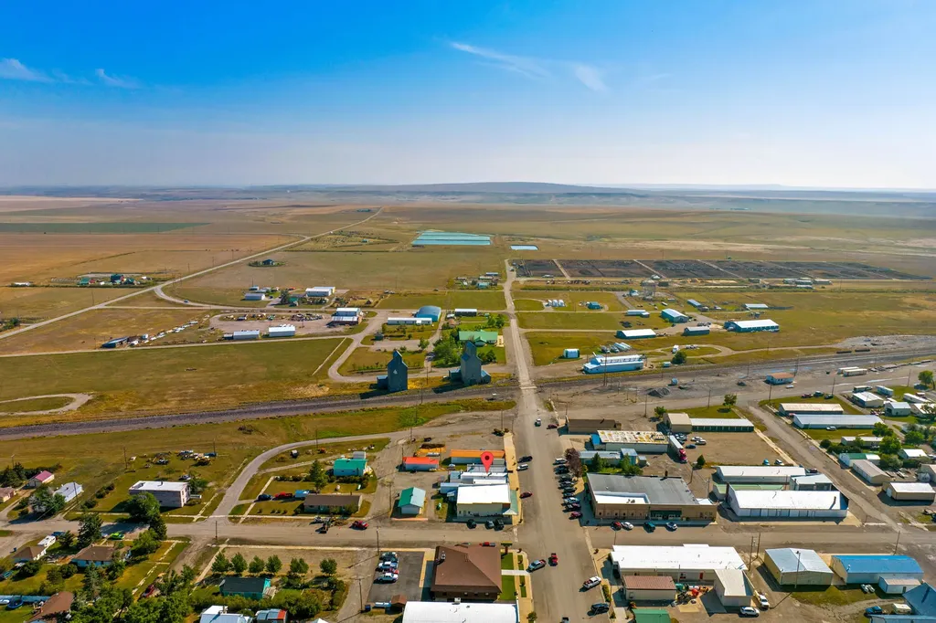 87 Central Avenue Stanford MT 59479