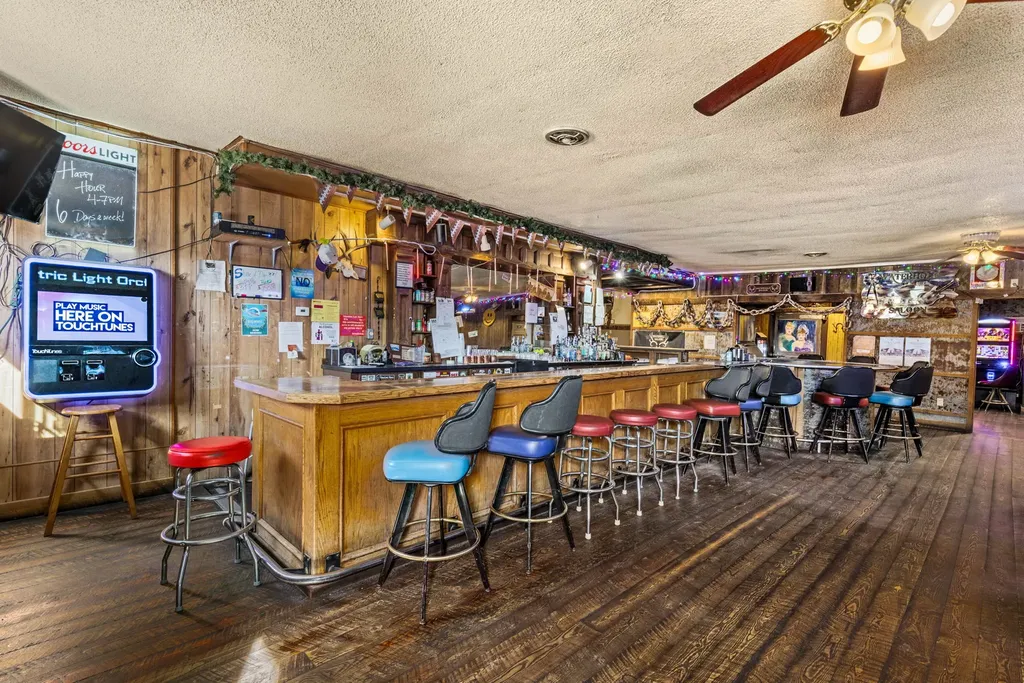 87 Central Avenue Stanford MT 59479