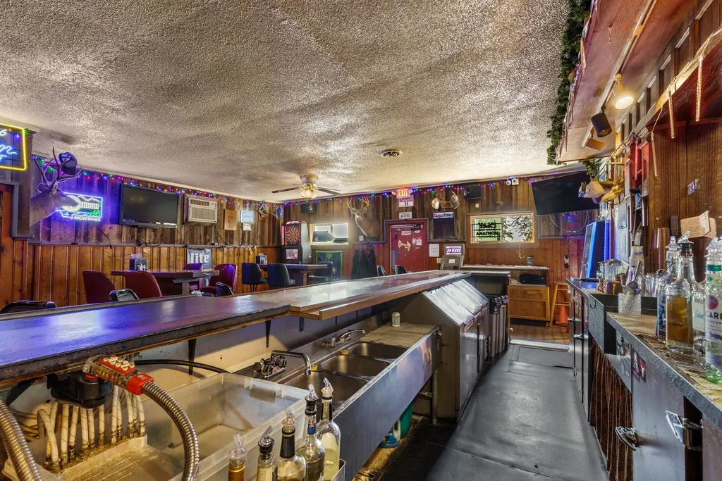 87 Central Avenue Stanford MT 59479