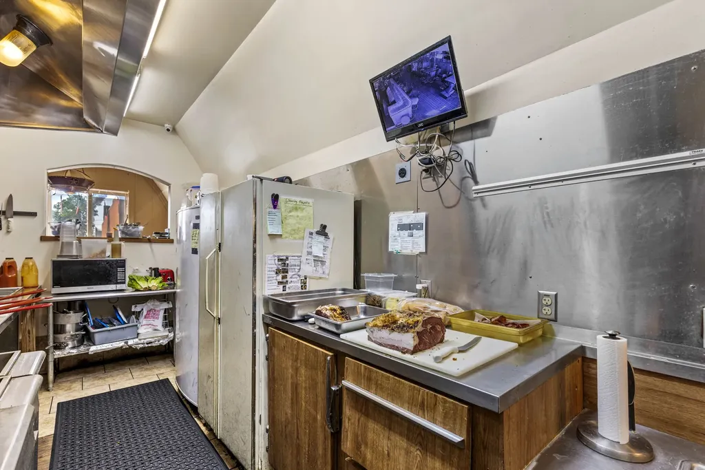 87 Central Avenue Stanford MT 59479