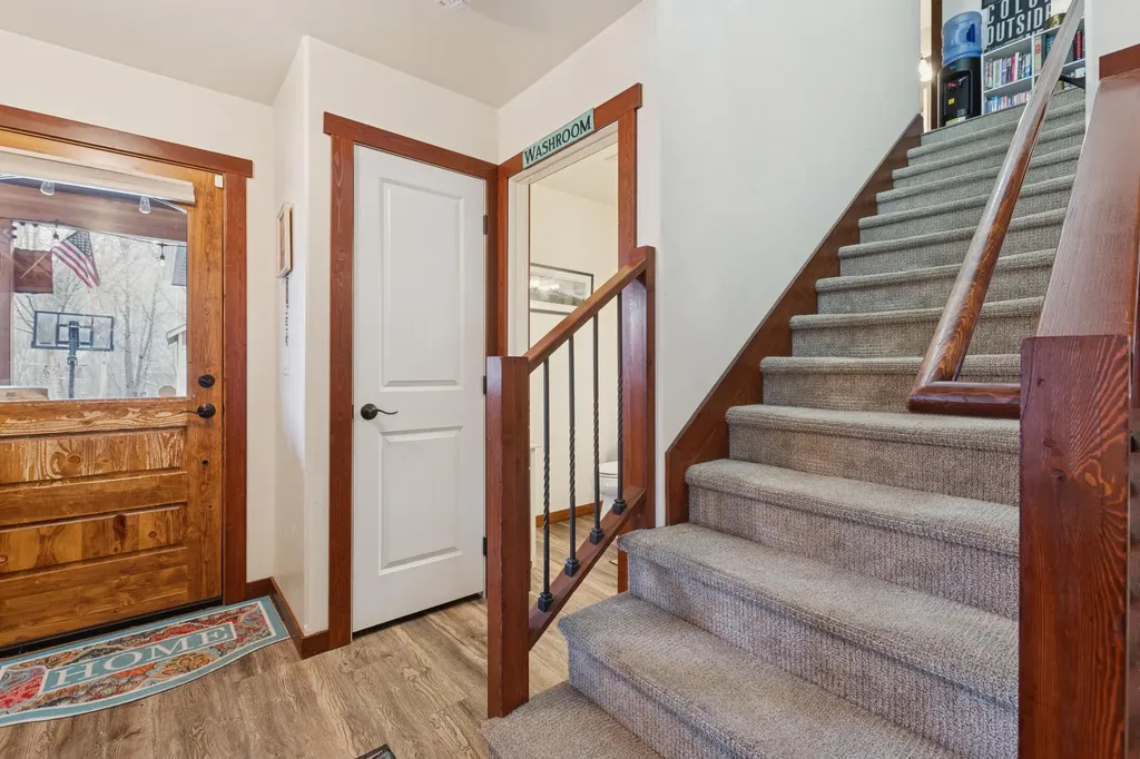 23 Cedar Pointe Loop Columbia Falls MT 59912