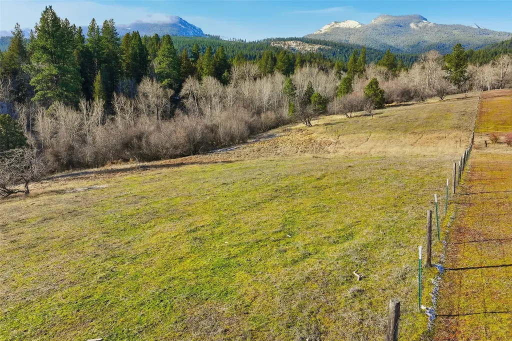 Nhn Bunkhouse Road Darby MT 59829