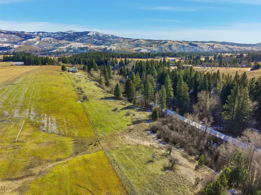 Nhn Bunkhouse Road Darby MT 59829