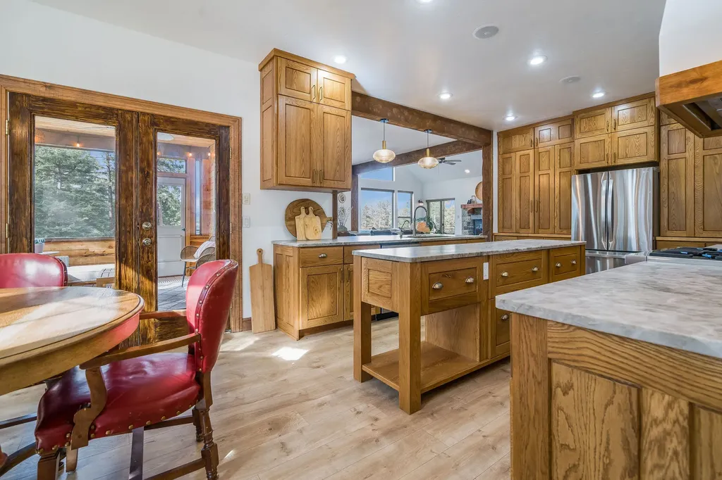 189 High Road Kalispell MT 59901