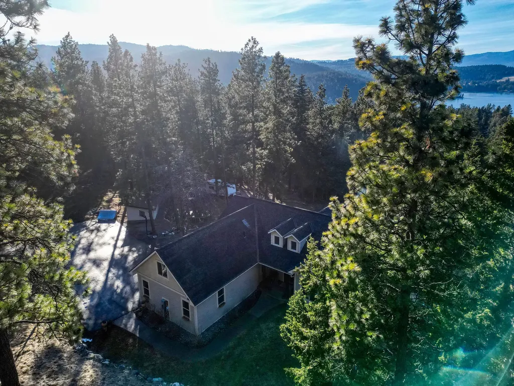 189 High Road Kalispell MT 59901