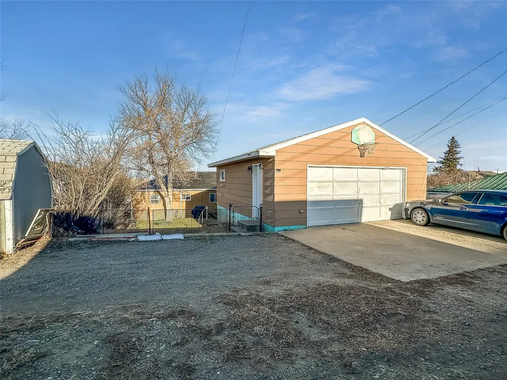 233 S Central Avenue Cut Bank MT 59427