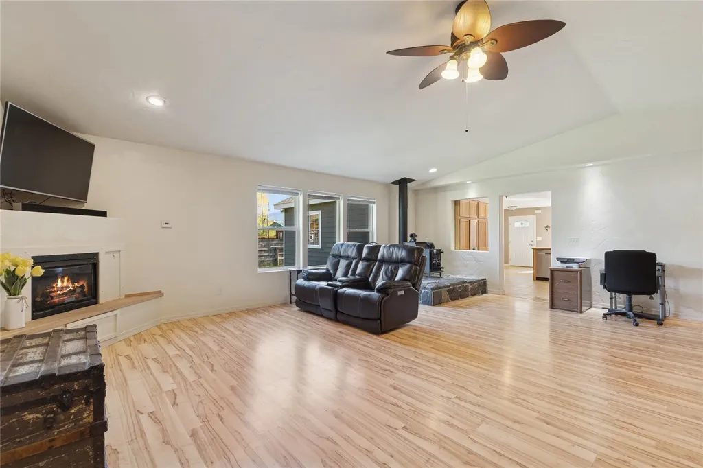 1020 3rd Avenue E Columbia Falls MT 59912