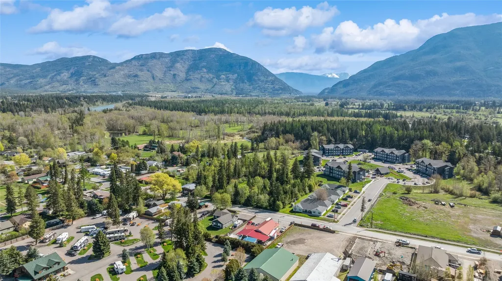 1020 3rd Avenue E Columbia Falls MT 59912