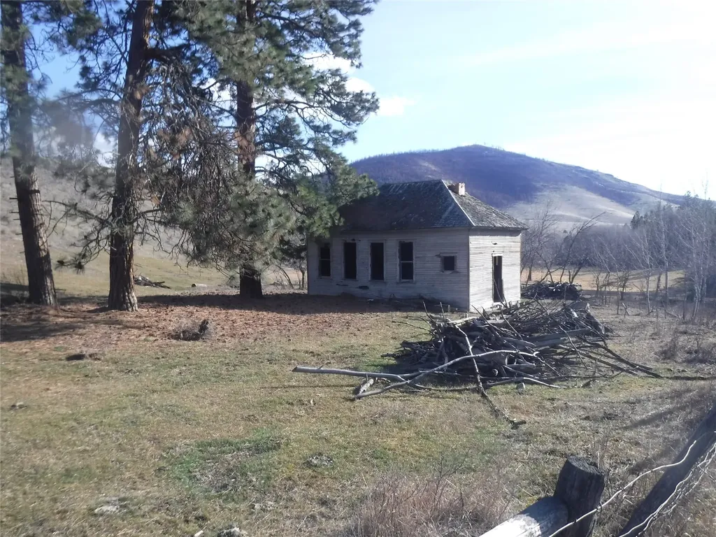 Nhn Browns Meadow Road Niarada MT 59845