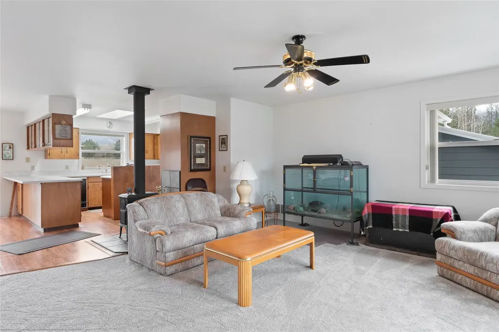 4927 Hoblitt Lane S Florence MT 59833