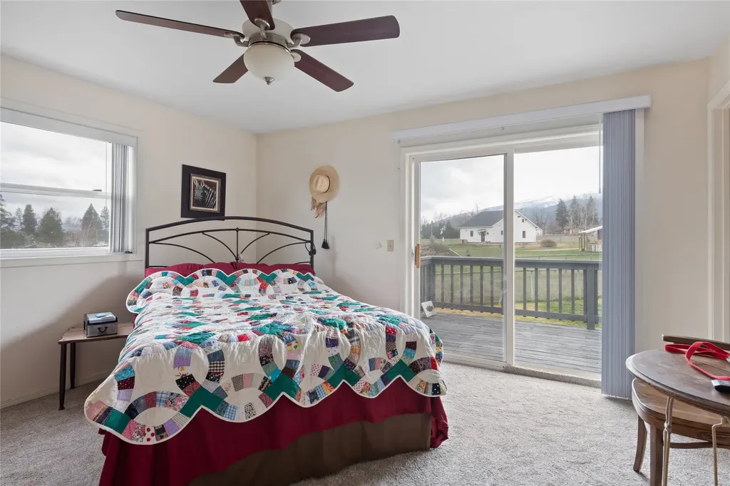 4927 Hoblitt Lane S Florence MT 59833