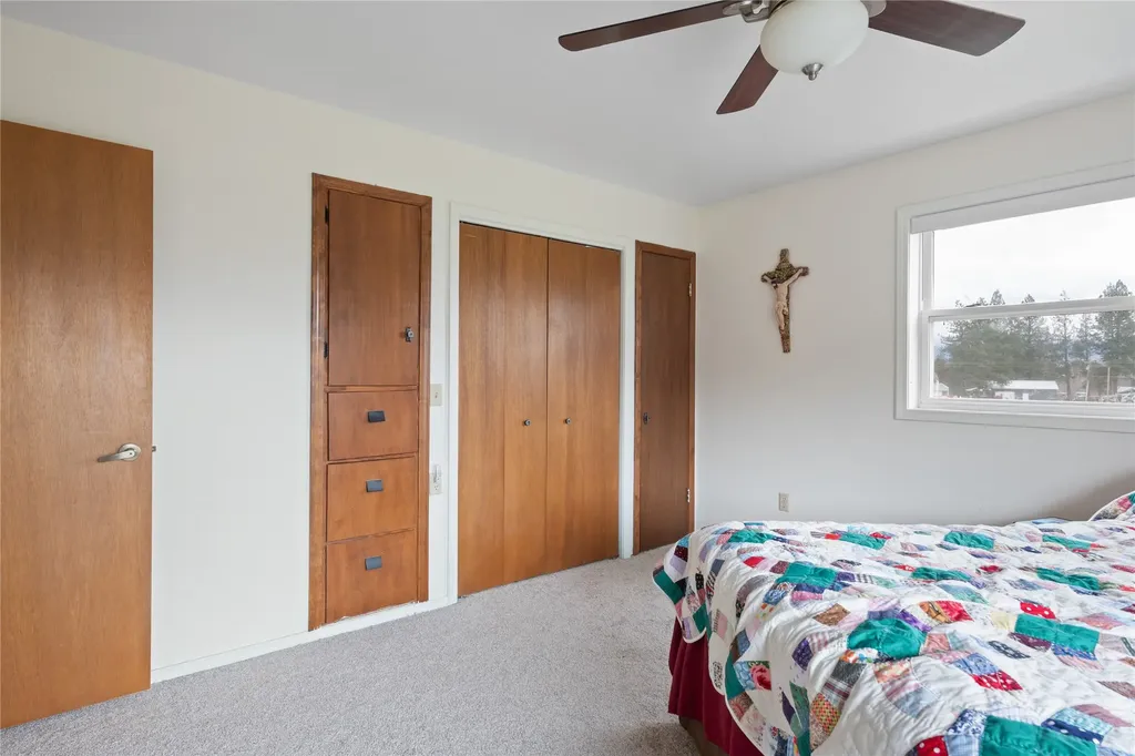 4927 Hoblitt Lane S Florence MT 59833