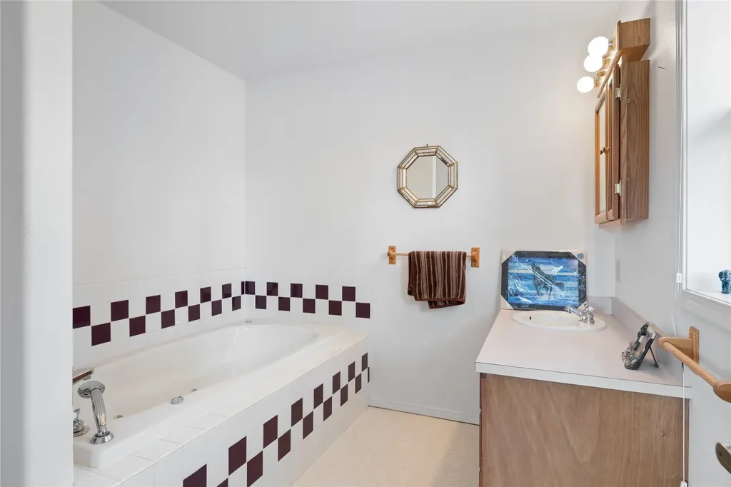 4927 Hoblitt Lane S Florence MT 59833