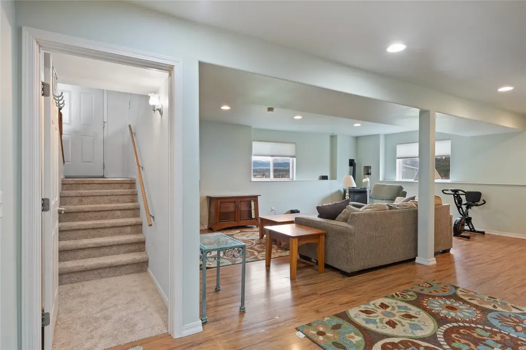 4927 Hoblitt Lane S Florence MT 59833