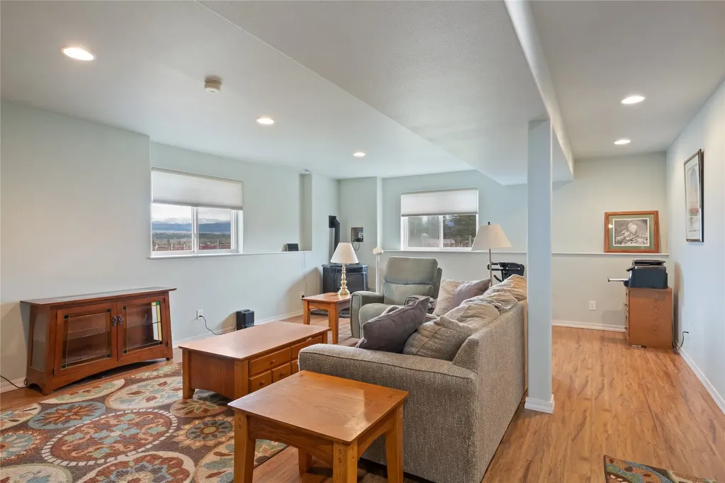 4927 Hoblitt Lane S Florence MT 59833