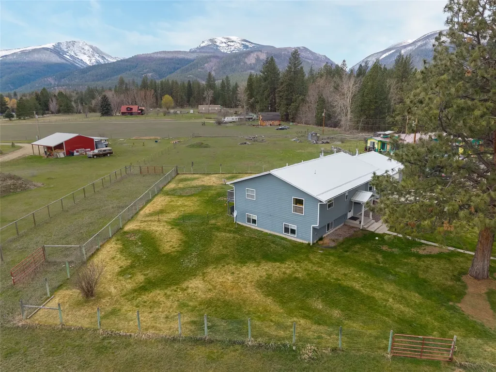 4927 Hoblitt Lane S Florence MT 59833