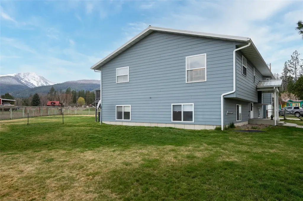 4927 Hoblitt Lane S Florence MT 59833