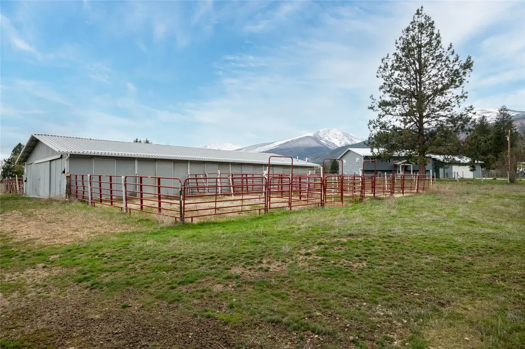 4927 Hoblitt Lane S Florence MT 59833