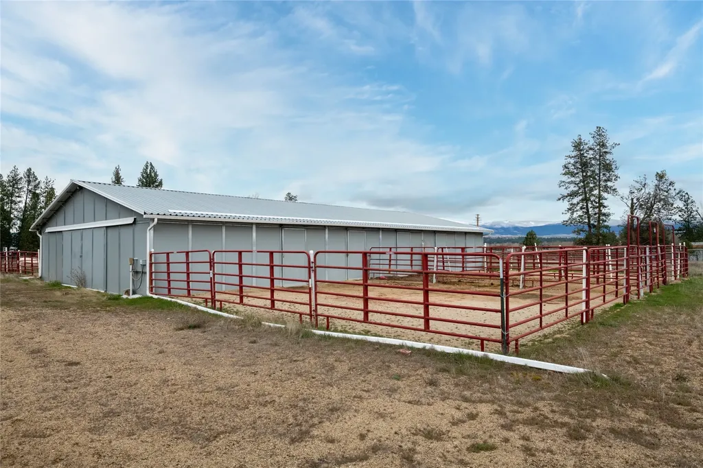4927 Hoblitt Lane S Florence MT 59833