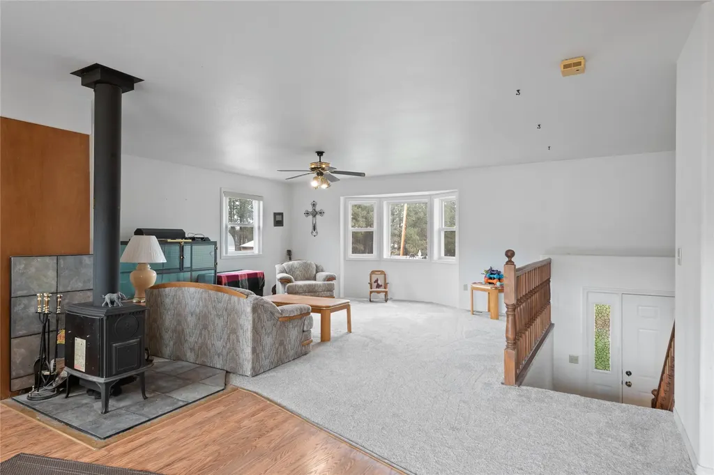 4927 Hoblitt Lane S Florence MT 59833