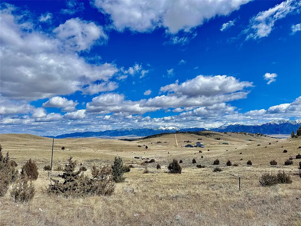321 Shining Mountains Ennis MT 59729