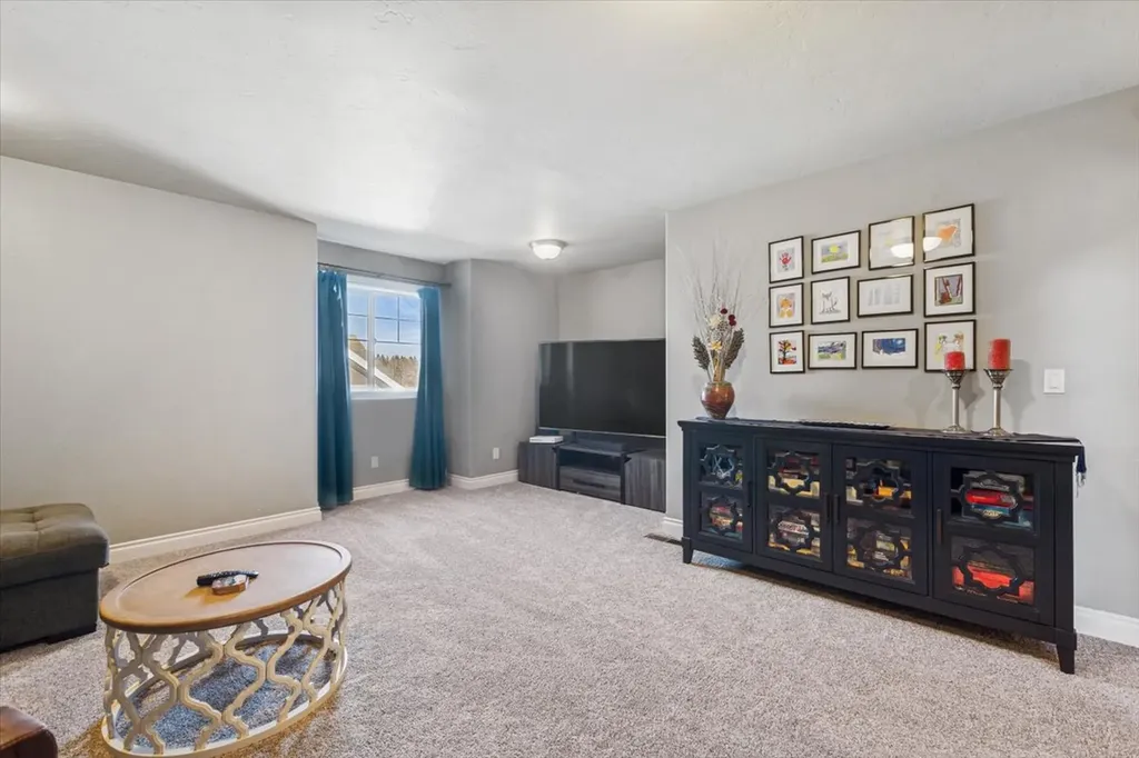 44 Glacier Circle Kalispell MT 59901