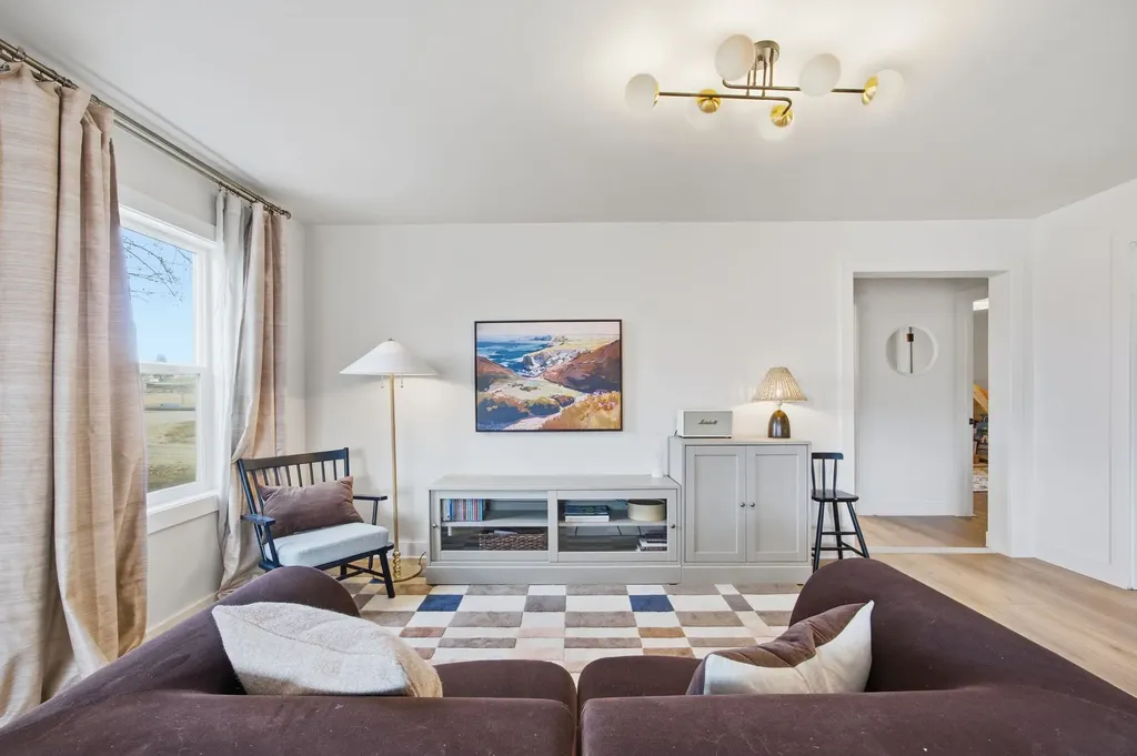 379 N Birch Creek Road Corvallis MT 59828
