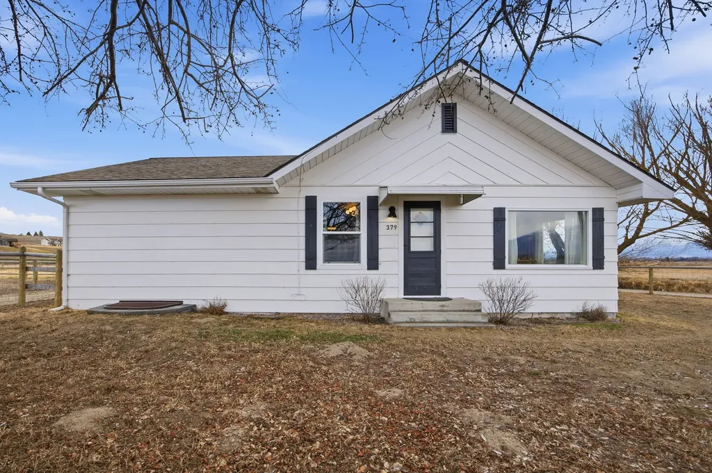 379 N Birch Creek Road Corvallis MT 59828
