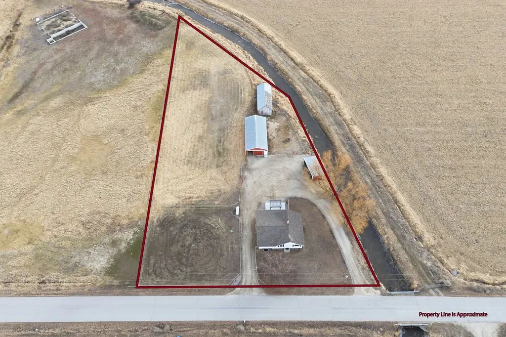 379 N Birch Creek Road Corvallis MT 59828