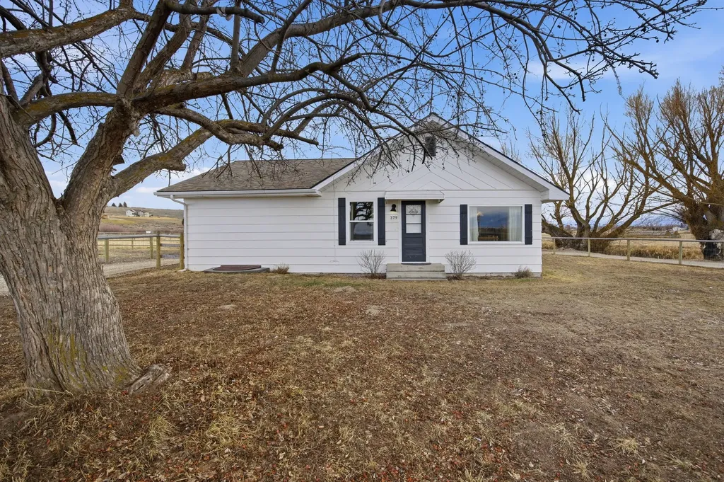 379 N Birch Creek Road Corvallis MT 59828
