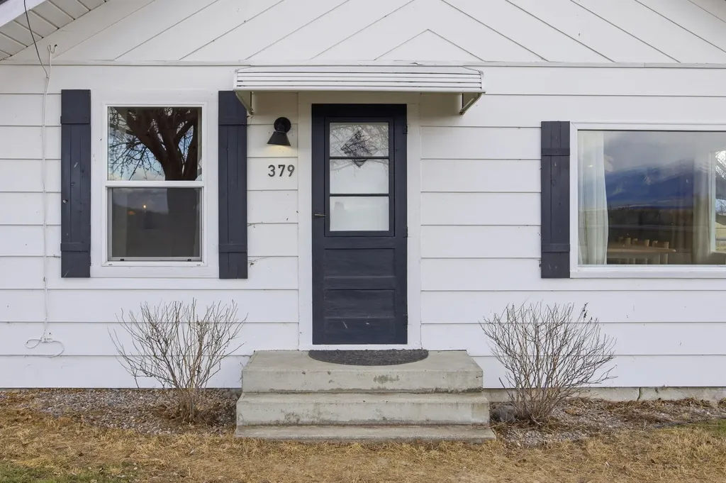 379 N Birch Creek Road Corvallis MT 59828