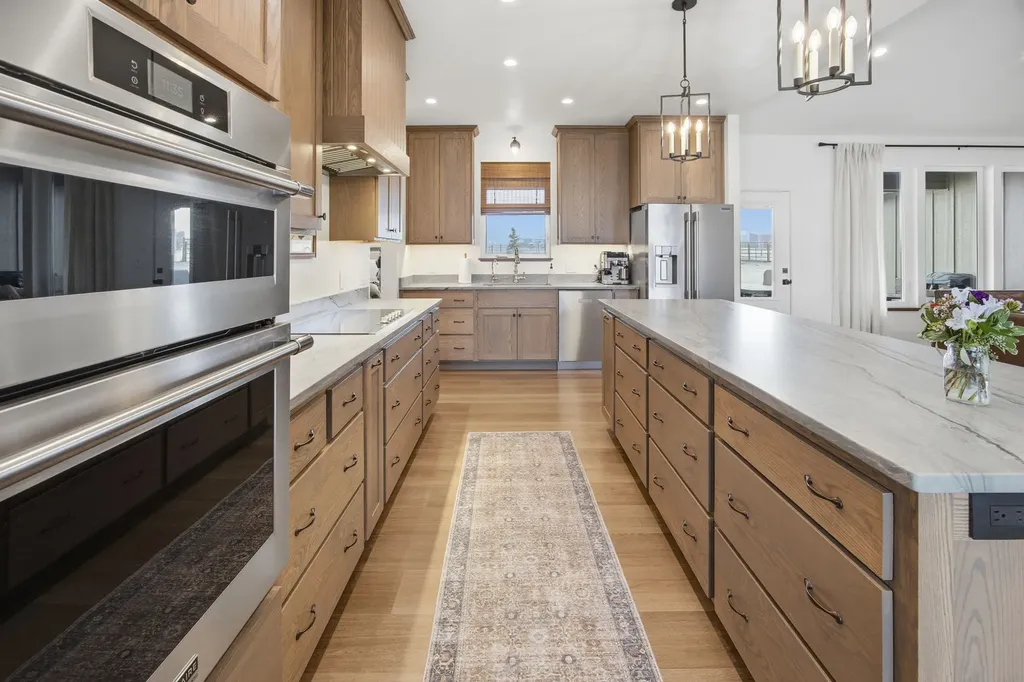 586 Little Sky Lane Corvallis MT 59828