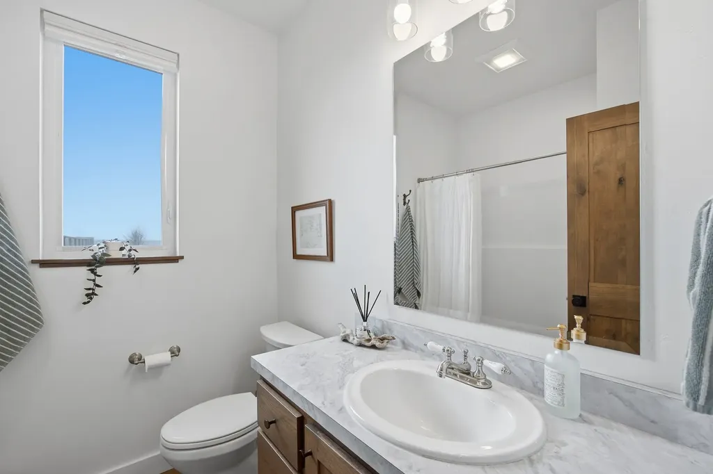 586 Little Sky Lane Corvallis MT 59828