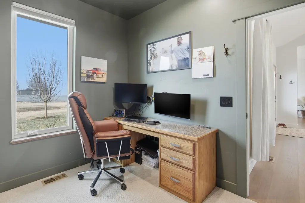586 Little Sky Lane Corvallis MT 59828