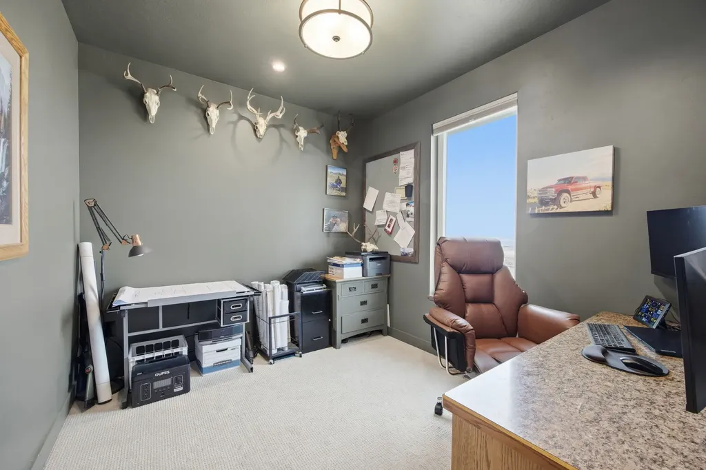 586 Little Sky Lane Corvallis MT 59828